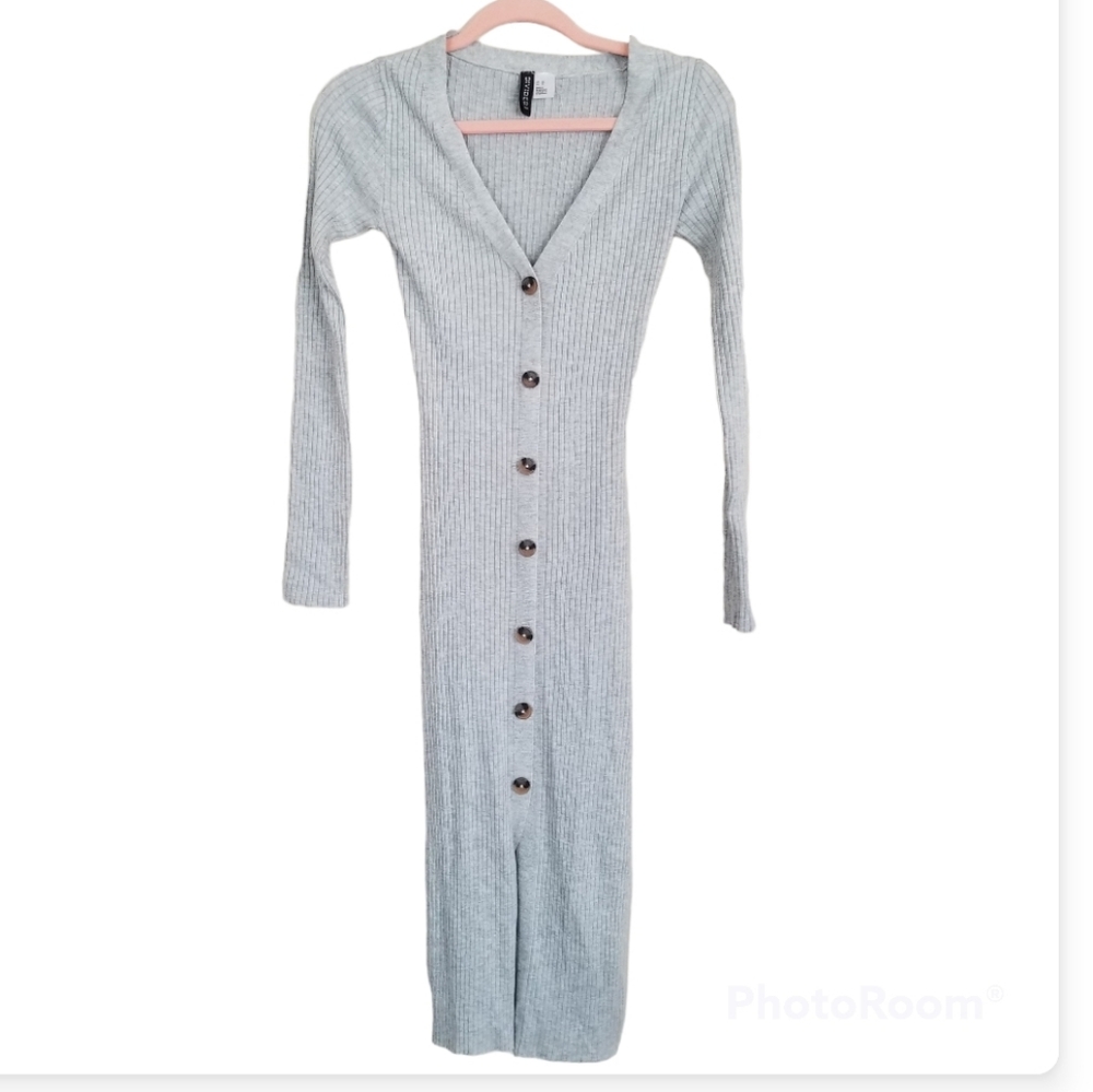DIVIDED GREY BUTTON DOWN LONG SLEEVE SWEATER DRESS